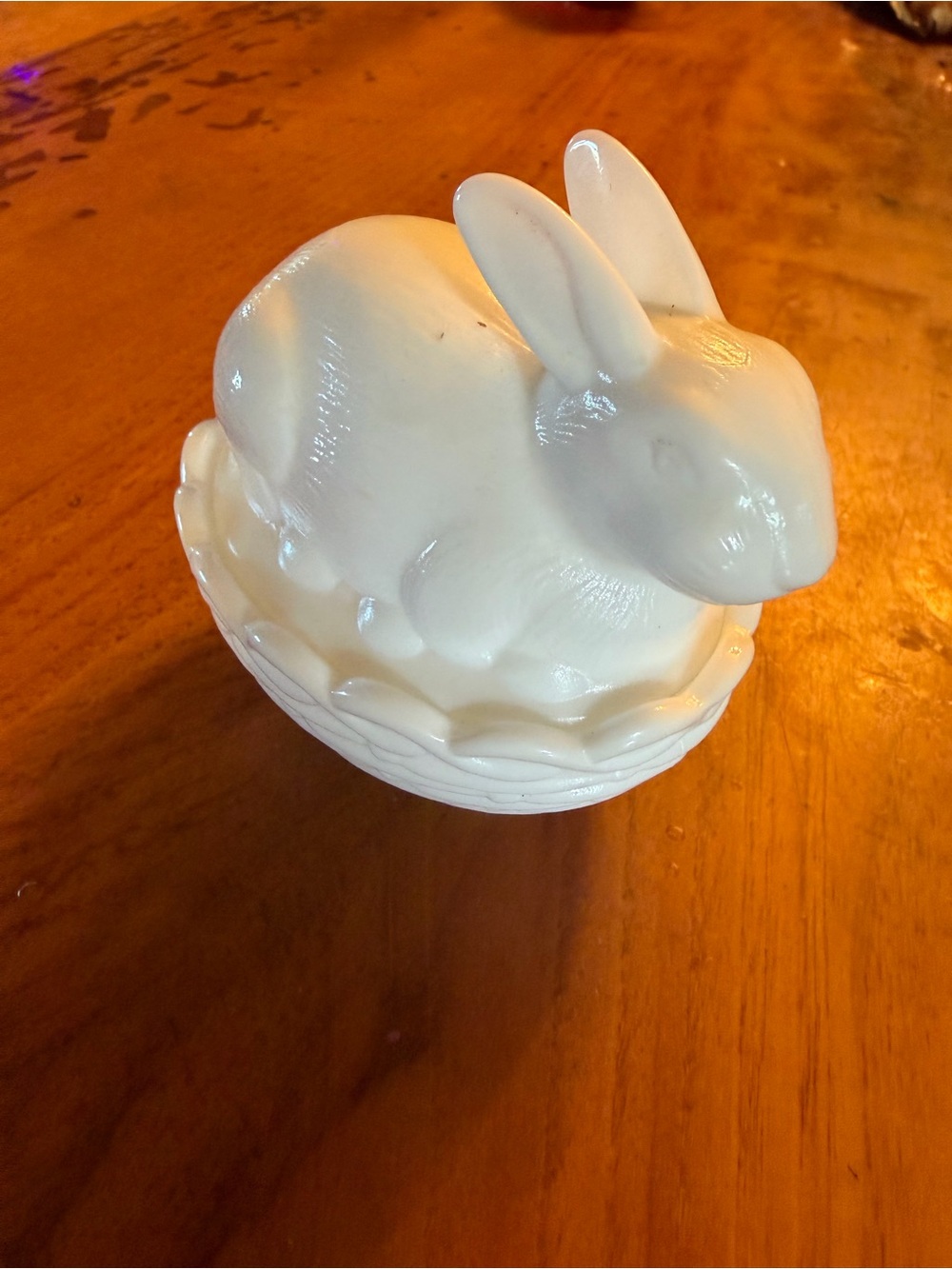 Mosser milk glass bunny perfect condition -